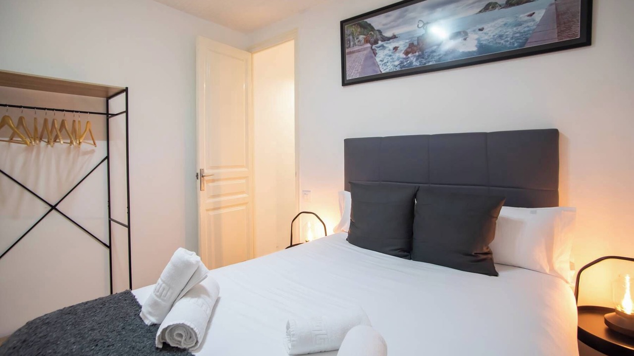 Photo of Bedroom in El Poble-sec