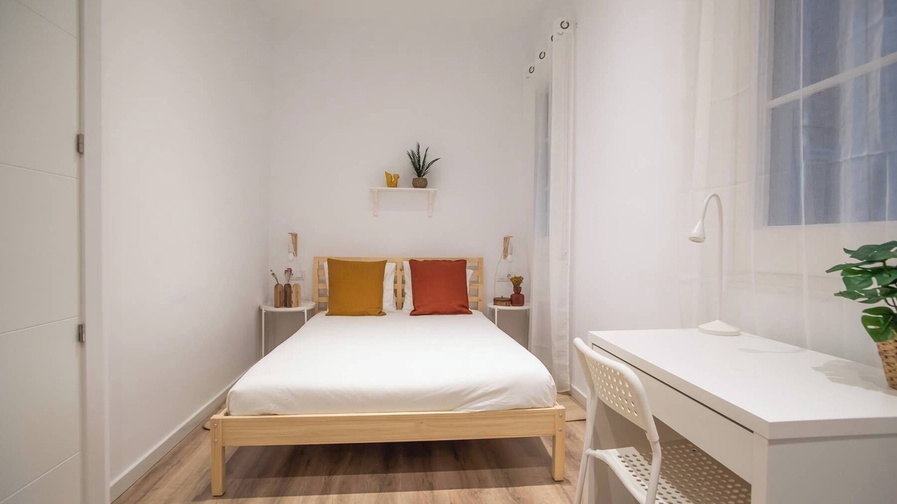 Photo of Bedroom in El Poble-sec