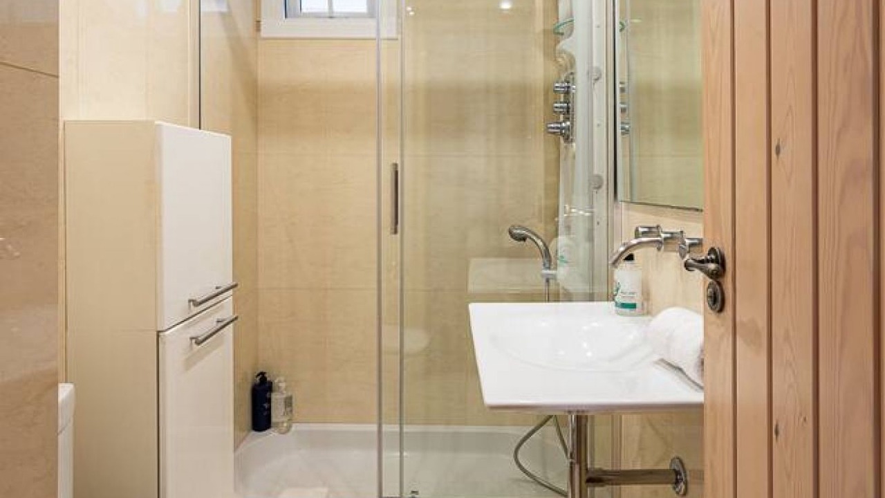 Photo of Bathroom in el Camp d'en Grassot i Gracia Nova