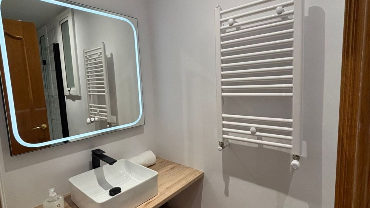 Photo of Bathroom in El Poble-sec