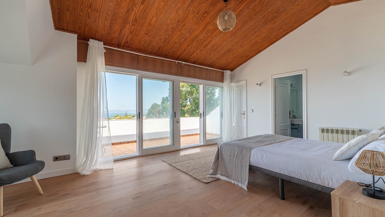 Photo of Bedroom in Saians