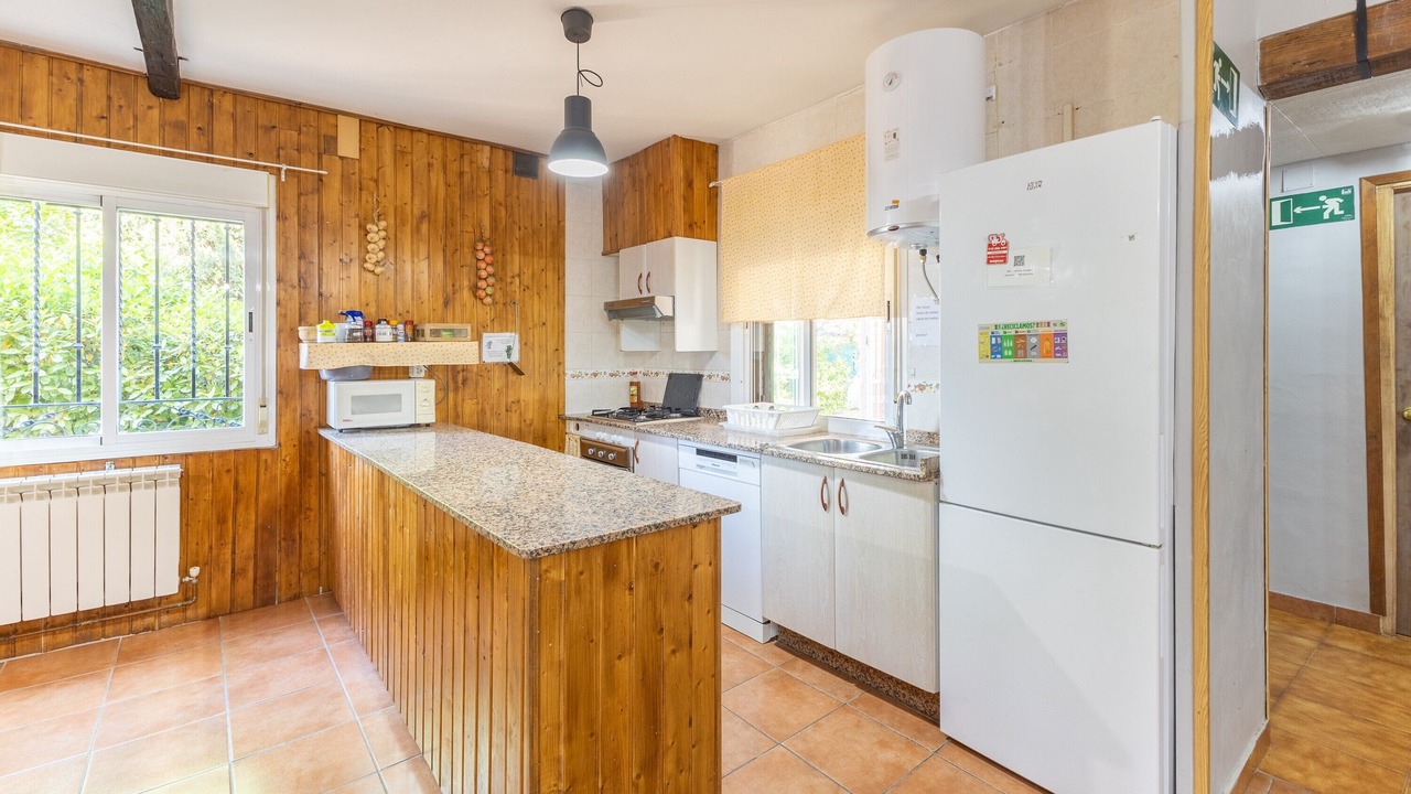Photo of Kitchen in Fuentiduena de Tajo