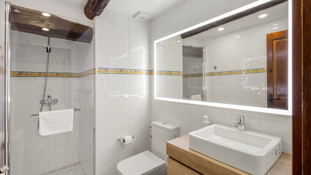 Photo of Bathroom in Sagas