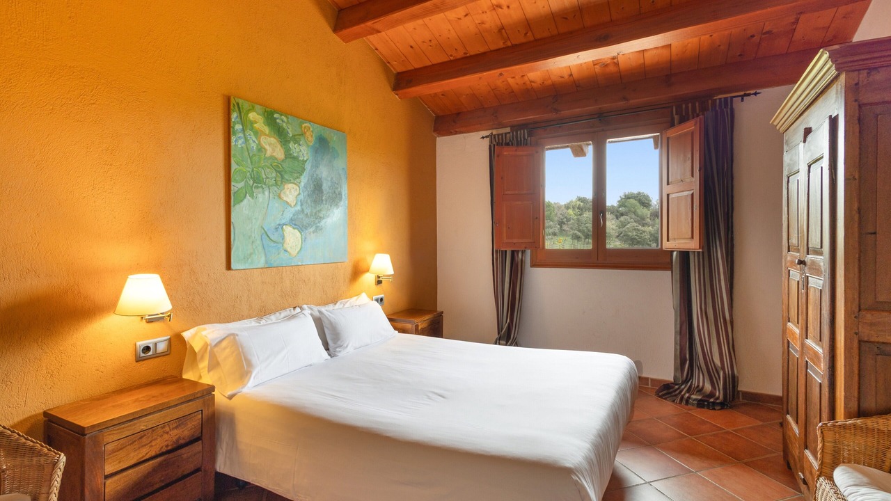 Photo of Bedroom in Gironella