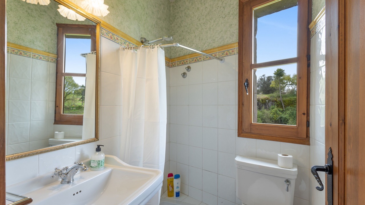 Photo of Bathroom in Sagas