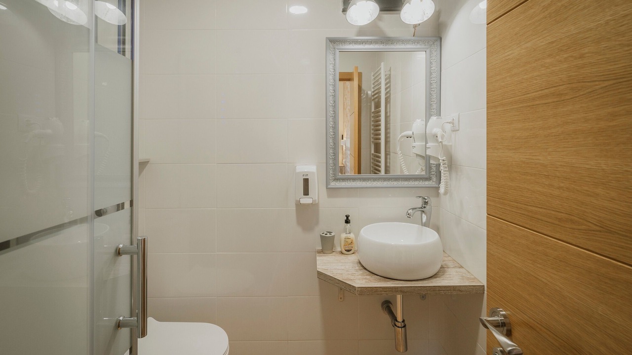 Photo of Bathroom in Villanueva de Avila