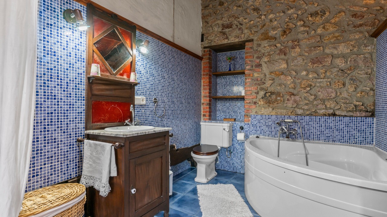 Photo of Bathroom in Penamellera Alta