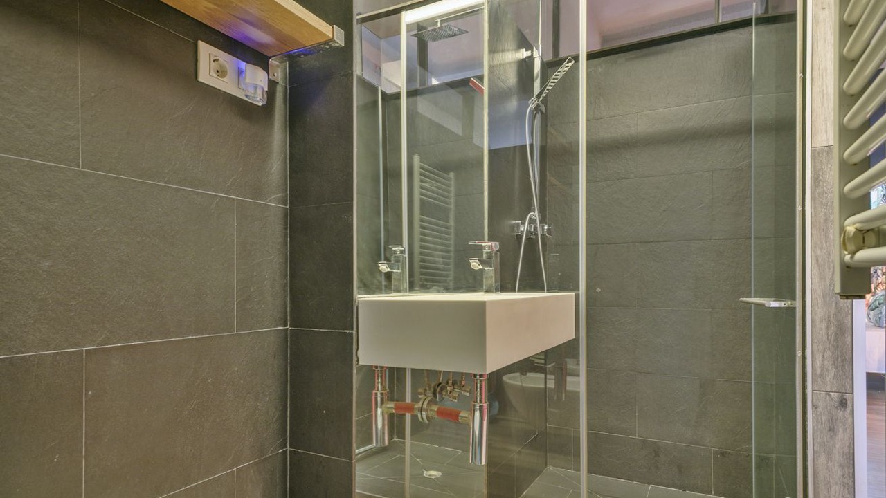 Photo of Bathroom in Les Corts