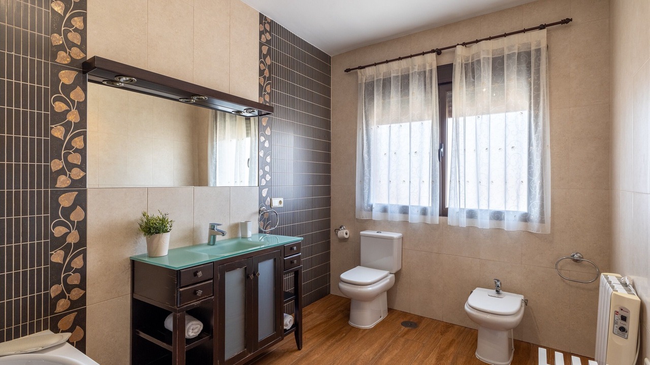 Photo of Bathroom in Galvez