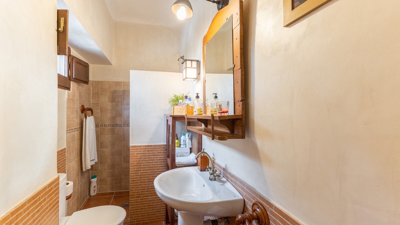 Photo of Bathroom in Villamanrique de Tajo