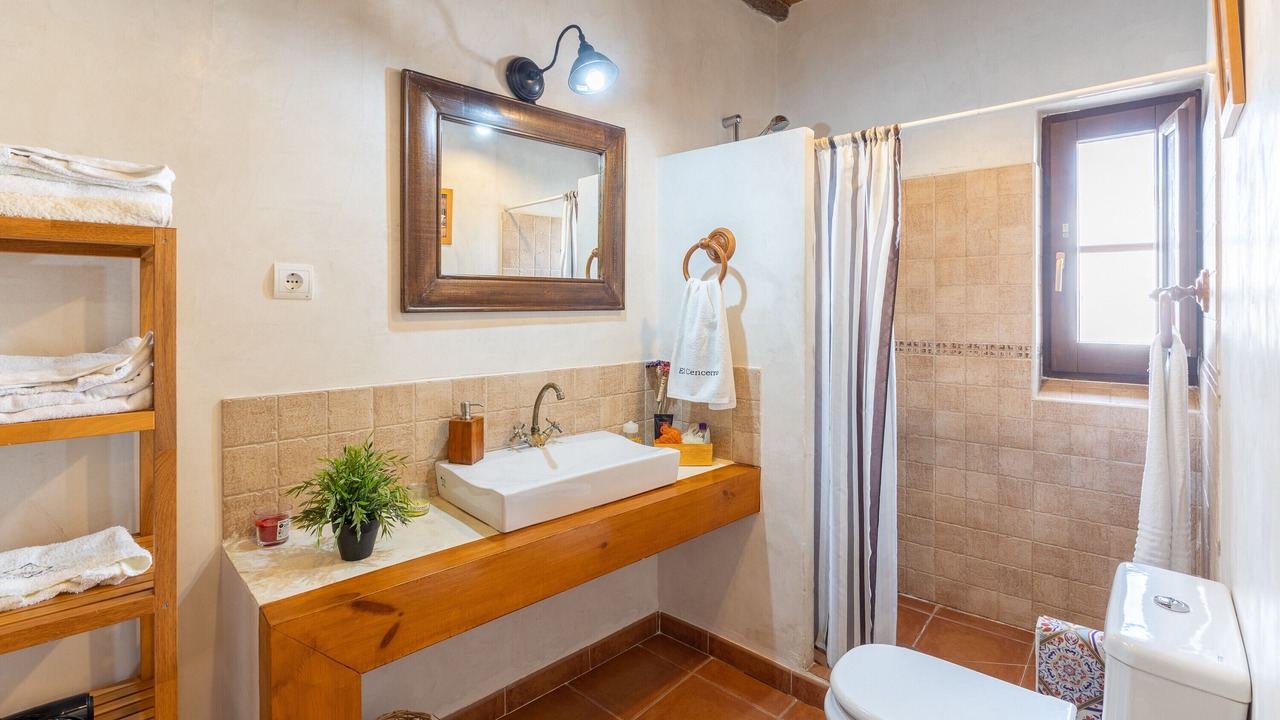 Photo of Bathroom in Villamanrique de Tajo
