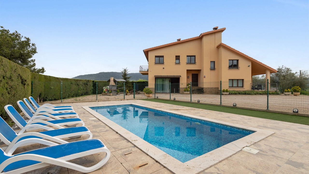 Photo of Outdoor in Cardona