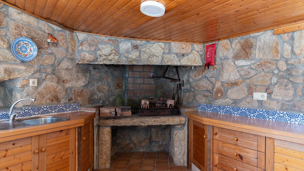 Photo of Outdoor in Limens