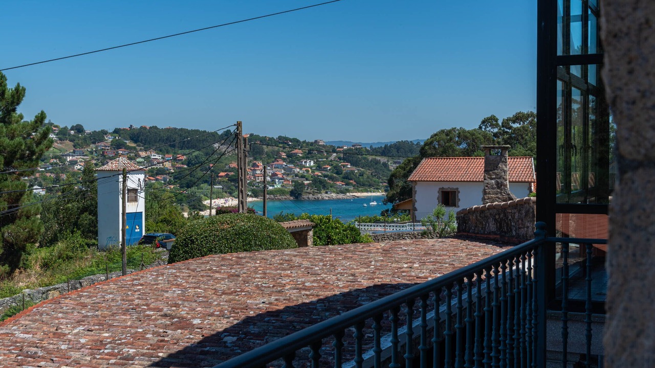 Photo of Outdoor in Limens