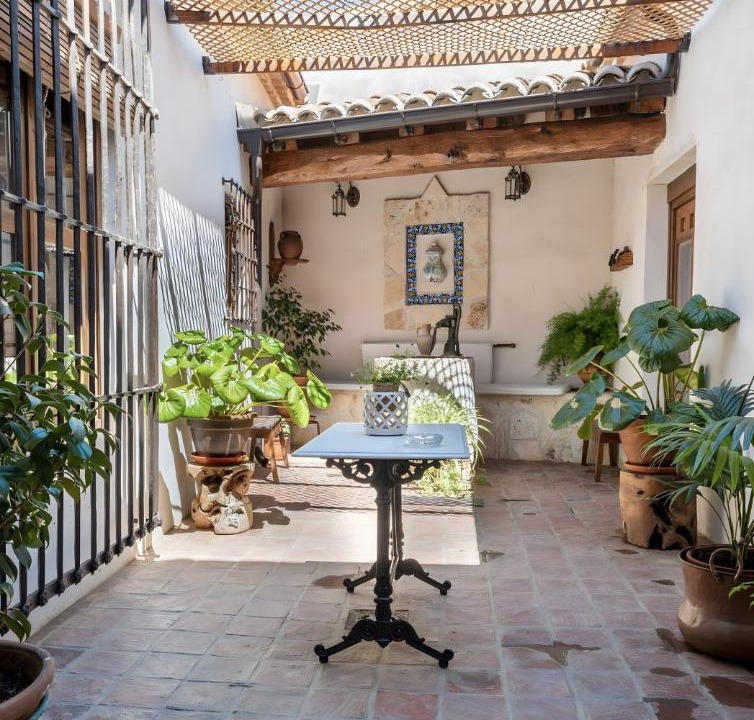 Photo of Patio Balcony in Noves