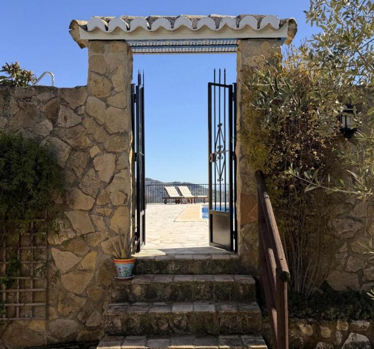 Photo of Others in Algarinejo
