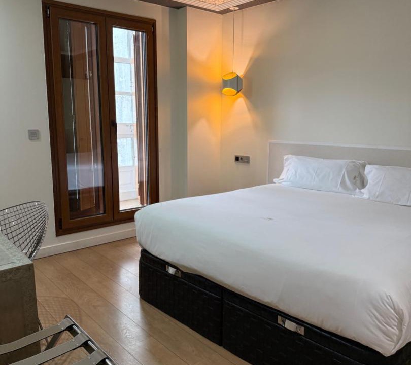 Photo of Bedroom in Santiago de Compostela Historic Centre