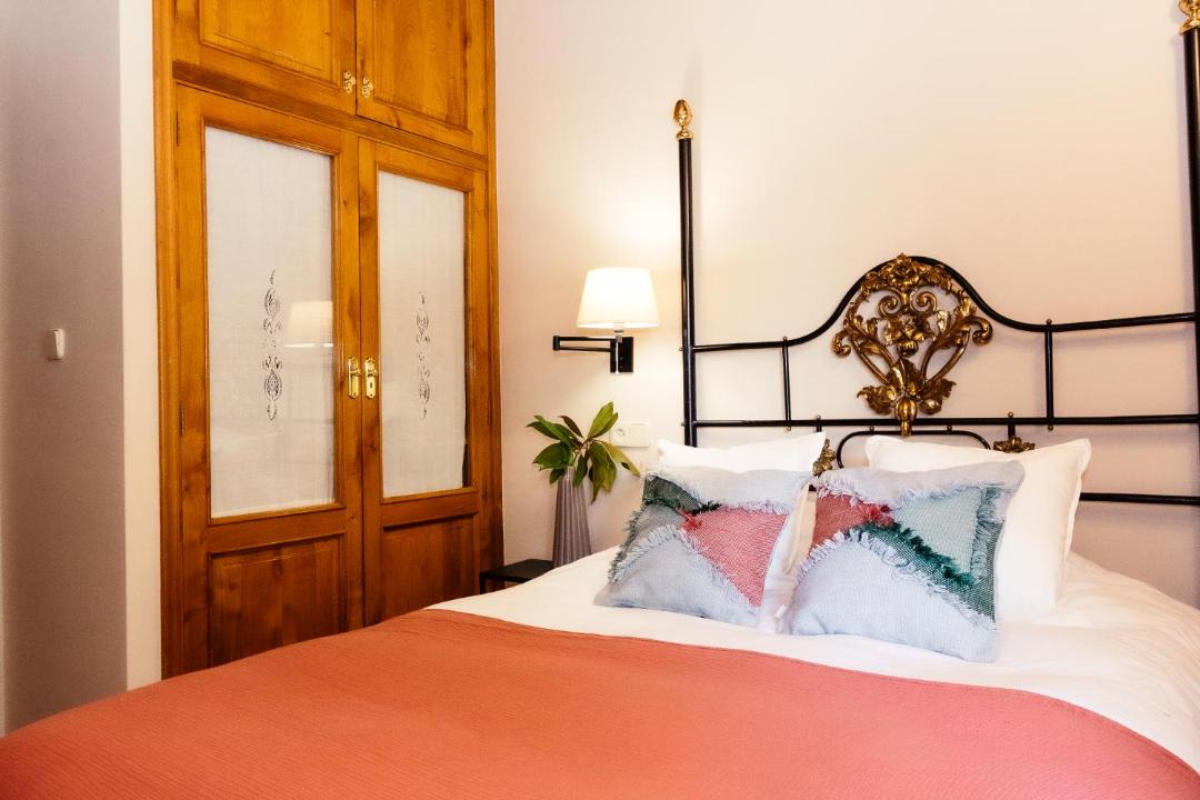 Photo of Bedroom in Teo