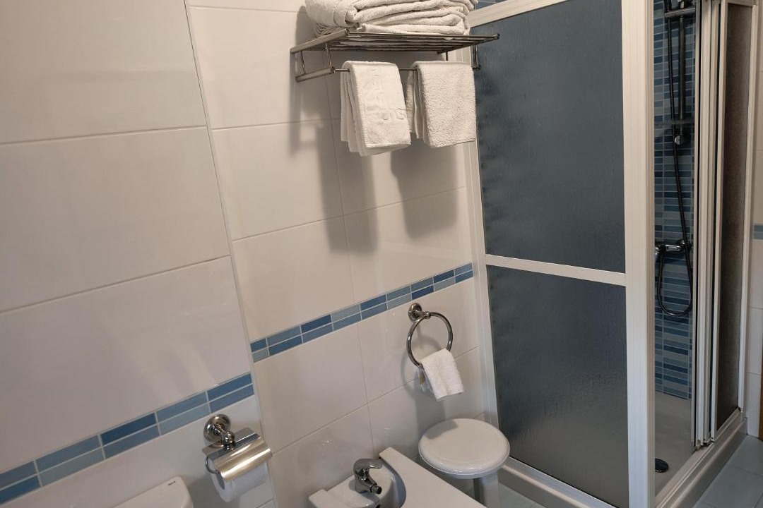 Photo of Bathroom in Hio