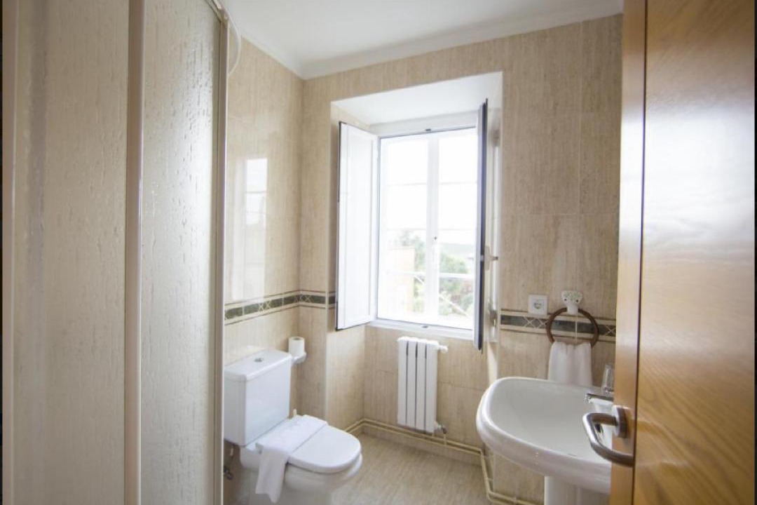 Photo of Bathroom in Rua de Francos