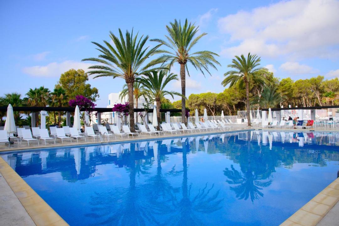 Photo of Others in Cala Llenya