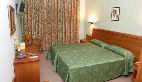 Basic Double Room
