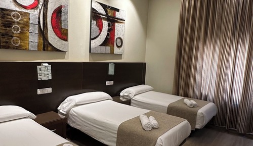 Triple Room