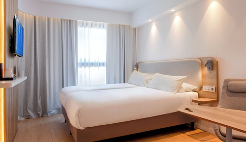Standard Room, 2 Twin Beds (Free Breakfast)