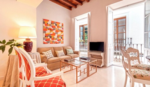 House (4 Bedrooms)