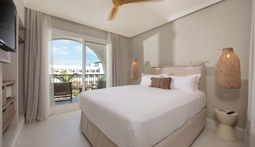 Junior Double Room, Partial Sea View