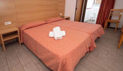 Twin Room, Terrace