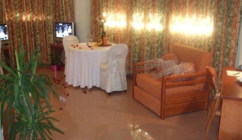 Mini Suite