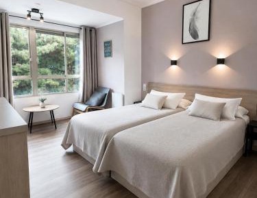 Twin Room with Private Bathroom