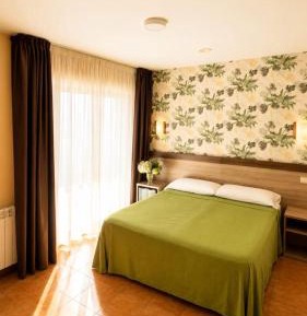 Double or Twin Room with Garden View