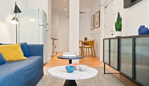 One-Bedroom Deluxe Apartment
