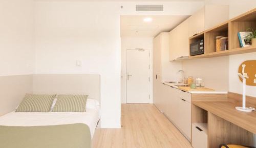 Deluxe Single Room