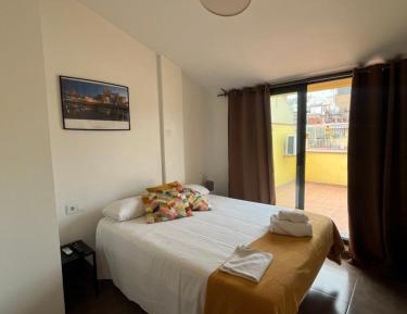 One-Bedroom Apartment with Terrace