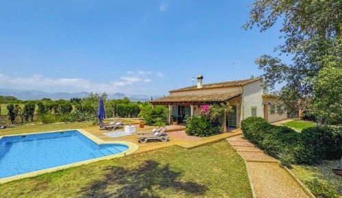 Villa with Garden View