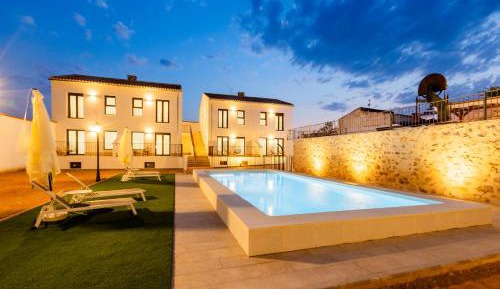 Double Room with Pool View