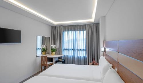 2 Single Beds