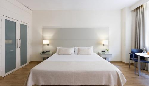 Apartment (2 Adults)