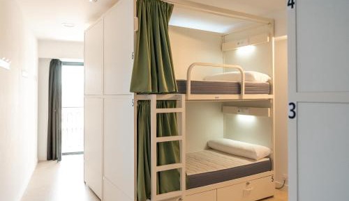 Bunk Bed in Mixed Dormitory Room