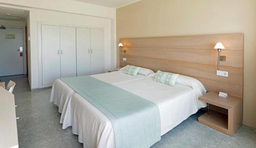 Twin Room with Side Sea View