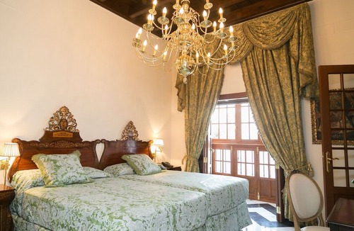 Encarnacion-Regina Hotel | Hotel Ateneo Sevilla