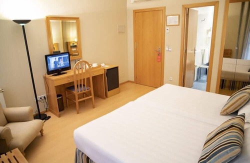 Vilagarcia de Arousa Hotel | Alda Castelao