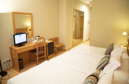 Vilagarcia de Arousa Hotel | Alda Castelao
