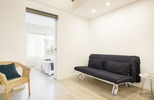 El Baix Guinardo Apartment | BcnStop Sagrada Familia Apartments
