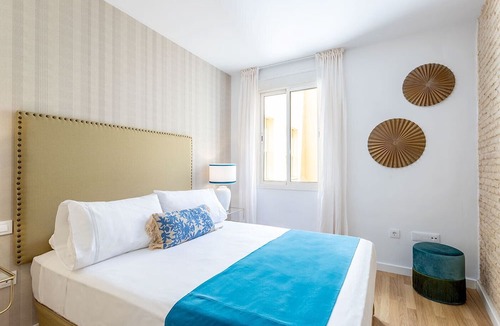 Historical Center Apartment | Genteel Home Francos VII