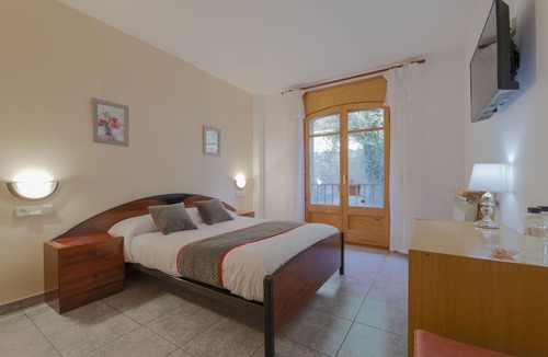 Montseny House | Hostal Montserrat