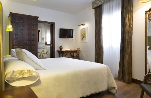Alarcon Hotel | Hotel Hierbaluisa